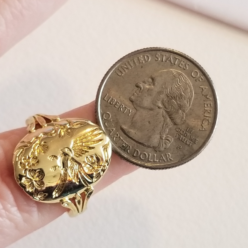 Bundled - Bird ring size 7.75 gold tone metal  7 3/4 Victorian revival style - Picture 8 of 9
